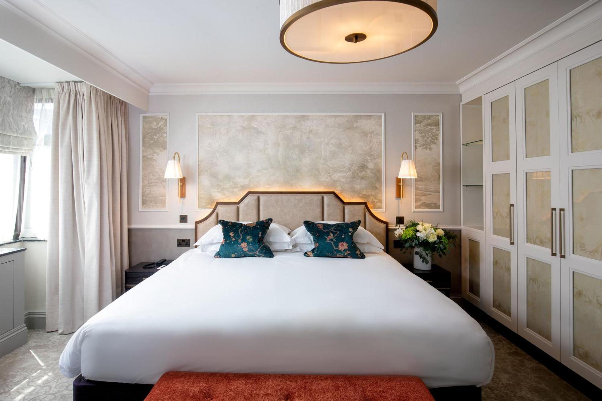 The Capital Hotel, Apartments & Townhouse London Exterior photo