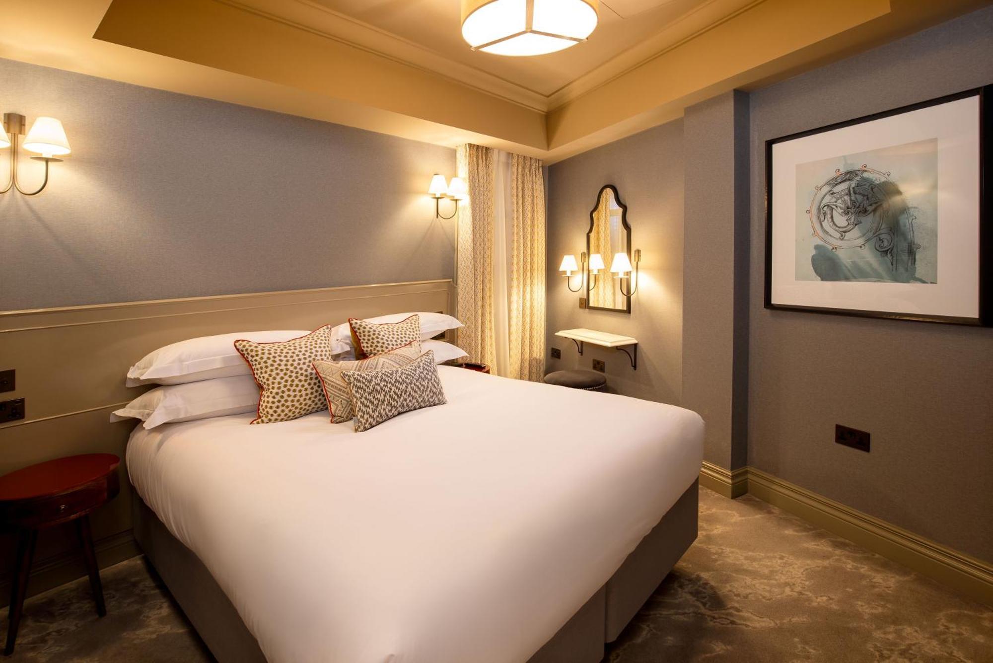 The Capital Hotel, Apartments & Townhouse London Exterior photo